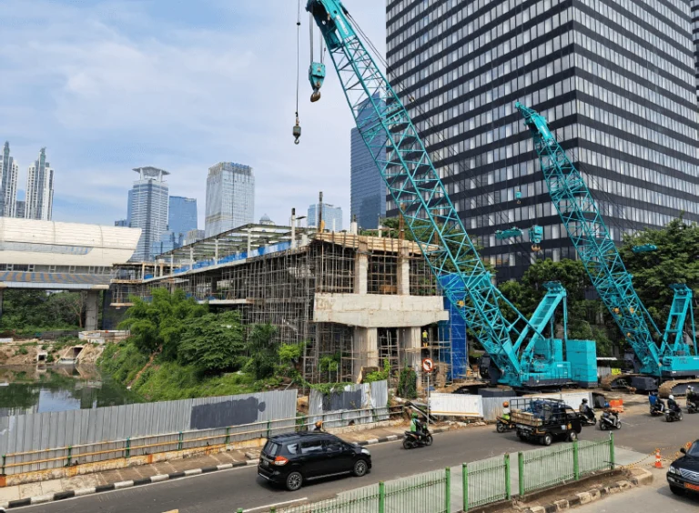 Rekayasa Lalu Lintas Selama Tahap Erection Girder di Latumenten