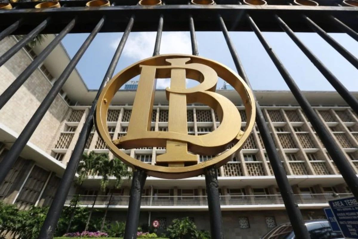 Rupiah kian tertekan, proyksi BI-Rate terbelah antara tetap atau naik