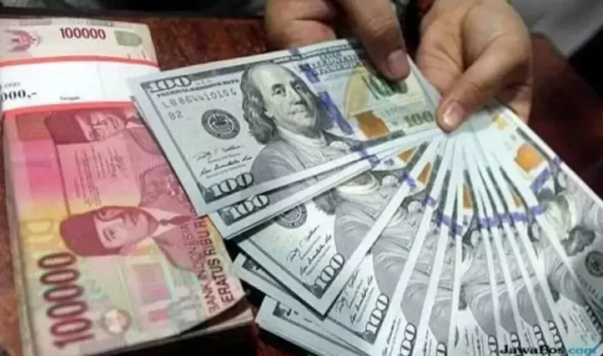 Rupiah Melemah Tipis di Tengah Harga Minyak yang Tetap Tinggi