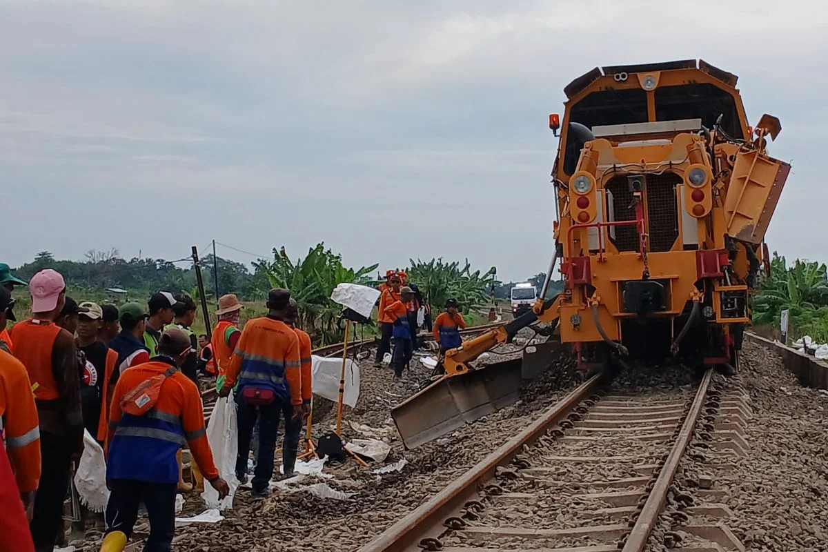 Tabrakan Kereta di Grobogan hingga Bekasi Timur Jadi Alarm, KAI Minta Warga Tertib di Perlintasan Sebidang