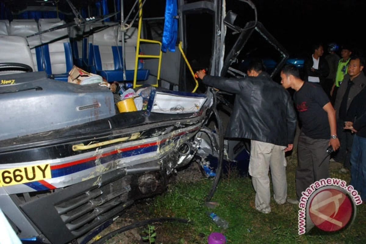 Tabrakan Maut Bus ALS vs Truk BBM di Musi Rawas Utara: 16 Korban Tewas, Sorotan pada Kegagalan Sistem Keselamatan