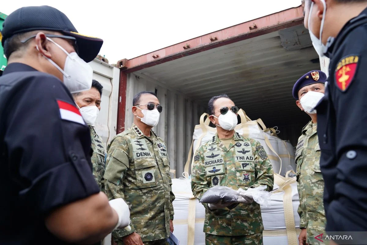 TNI AL Gagalkan Penyelundupan Mineral Ilegal di Batam