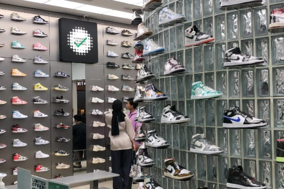 Tren Sneakers Meningkat di Jakarta, 807Garage Jadi Pilihan Pecinta Fashion