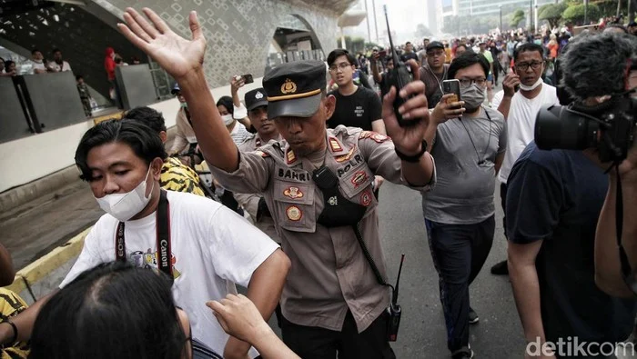 BEM UI Ungkap Bukti Pemberitahuan Aksi di Bundaran HI, Tuduh Polri Hanya Membela Kepentingan Elite