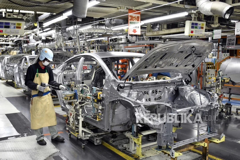Berkolaborasi dengan FPT, Perusahaan Manufaktur asal Jepang Manfaatkan AI guna Atasi Kendala dalam Pelatihan Karyawan Multinasional
