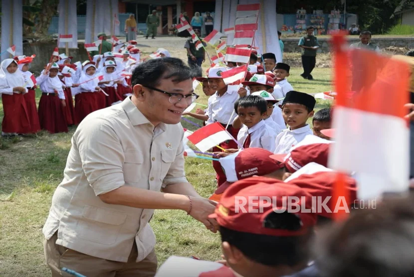 Budiman Sudjatmiko: MBG Harus Jalan Terus, Itu Janji Kampanye