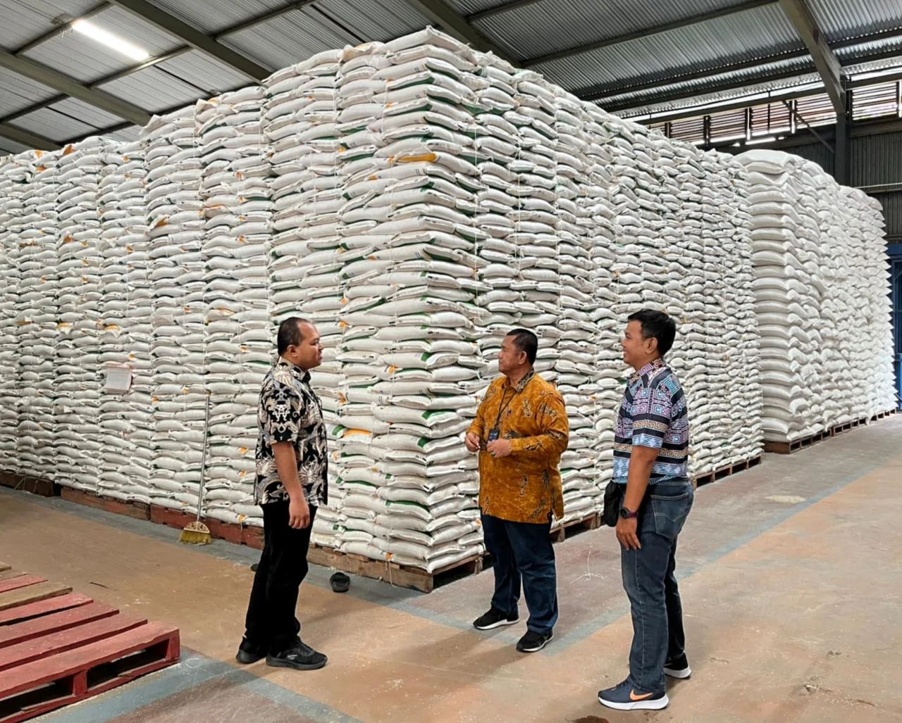 Bulog pastikan stok beras 10 juta kg aman buat sambut Galungan