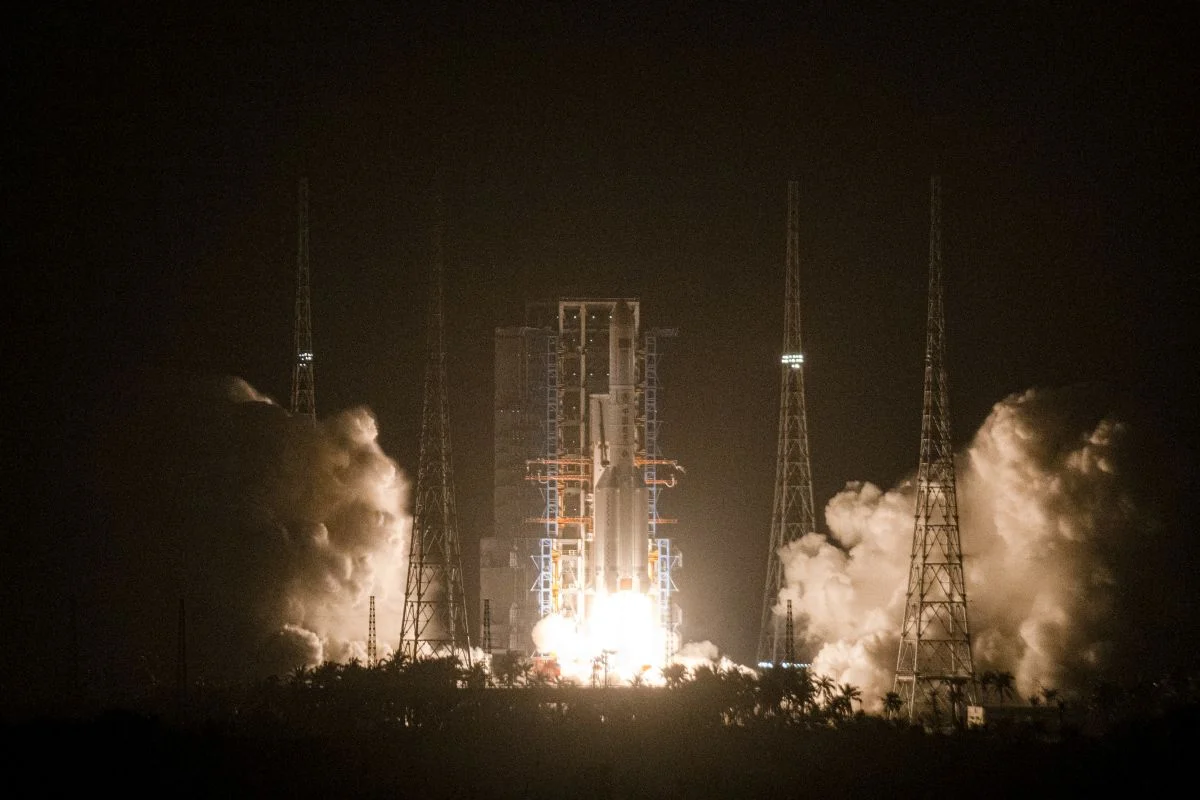 China Luncurkan Satelit Baru untuk Uji Coba Komunikasi Luar Angkasa