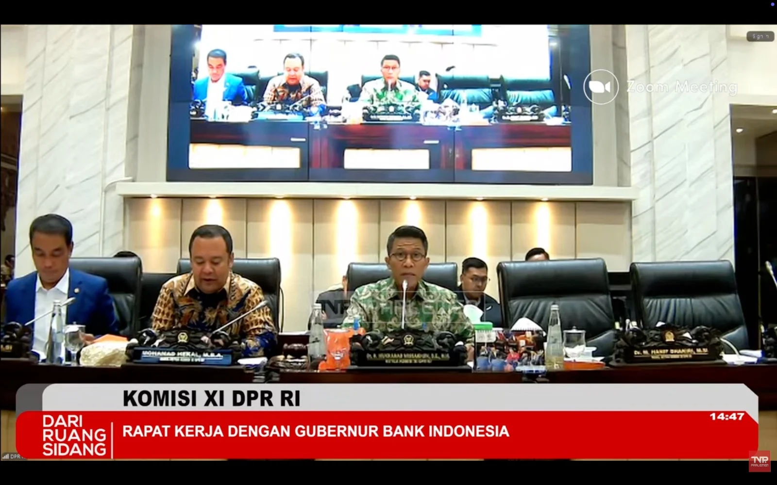 DPR Rapat Koordinasi dengan BI dan Kemenkeu Bahas Kebijakan Fiskal dan Moneter