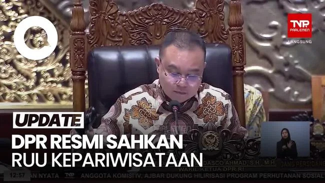 DPR Resmi Sahkan RUU Polri Jadi UU, Usia Pensiun Kapolri Naik Jadi 61 Tahun