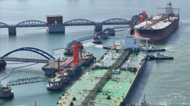 Ekspor Minyak Iran ke China Turun 80% Akibat Sanksi AS pada Perusahaan China