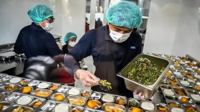 Guru Keluhkan MBG Pemicu PHK Massal, Lapor TNI, Polri, dan DPR, Banyak yang Punya Dapur