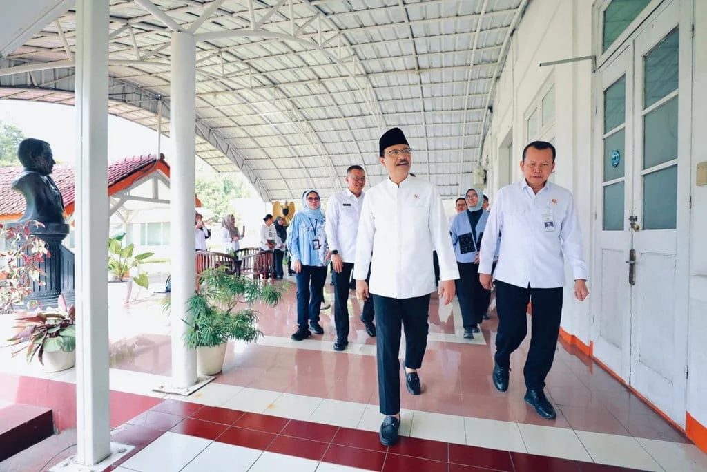 Gus Ipul Tinjau Lokasi Penutupan Konbes NU 2026 di Bangkalan