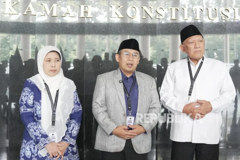 Gus Rozin Tegaskan Pendanaan Pesantren Kewajiban Negara, Kiai Tebuireng Beri Dukungan