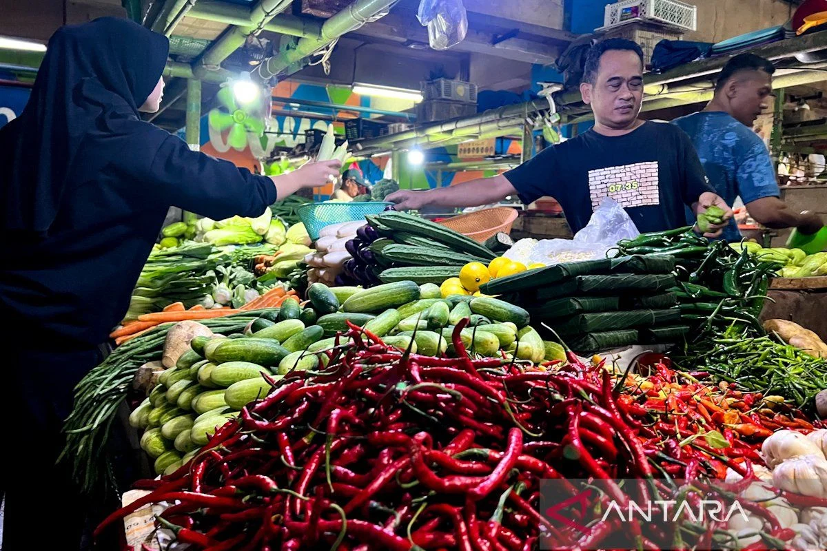 Harga Cabai Rawit dan Telur Ayam Naik, PIHPS Catat Rp84.400/kg dan Rp31.350/kg