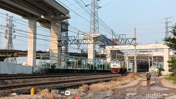 Hore! Stasiun KRL JIS Diresmikan Besok