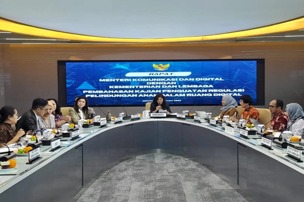 Jaga Demokrasi Tetap Sehat, Menkomdigi Meutya Minta Aksi Damai dan Ruang Digital Bersih