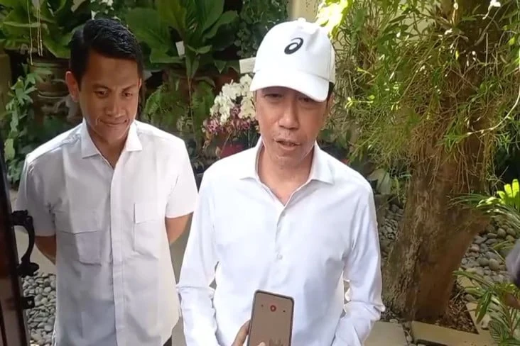 Jokowi Respons Penangguhan Penahanan Roy Suryo dan Tifa: Kewenangan Kejaksaan