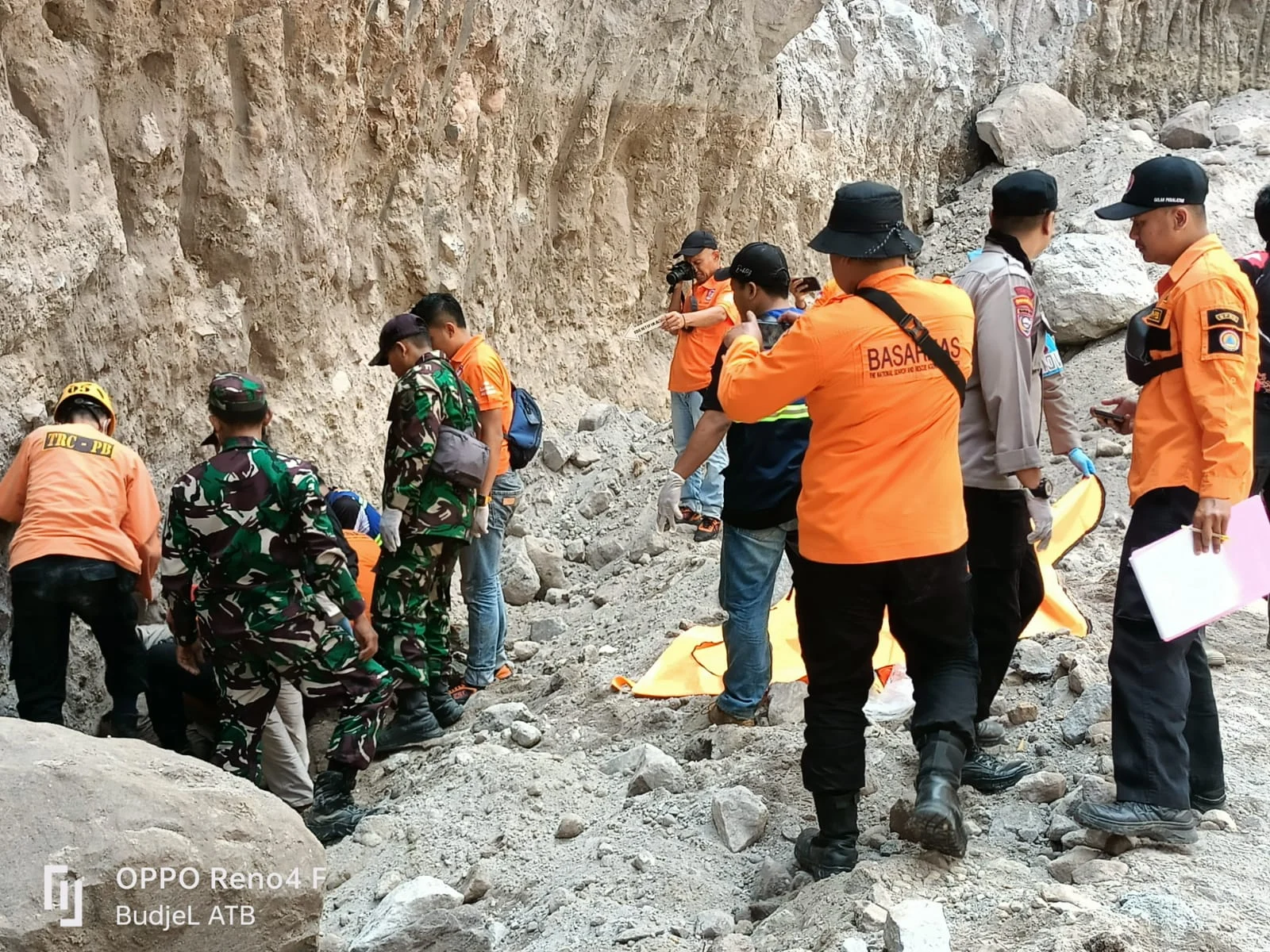 Kapolres: Tim SAR Gabungan Terus Cari Korban Ledakan Bom di PD II Biak