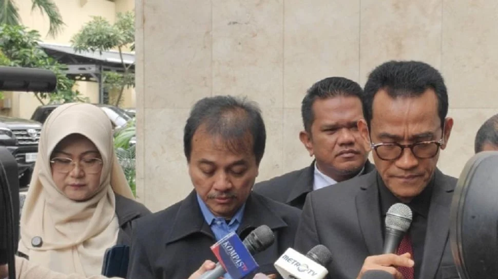 Kejari Jakarta Selatan Bebaskan Roy Suryo dan Dokter Tifa Setelah Tiga Hari Penahanan