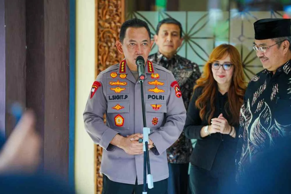 Kelakar Kapolri Listyo Sigit Bikin Buruh Tertawa, Ingin Jadi Aktivis Usai Pensiun dan Rencanakan Demo Pak Jumhur