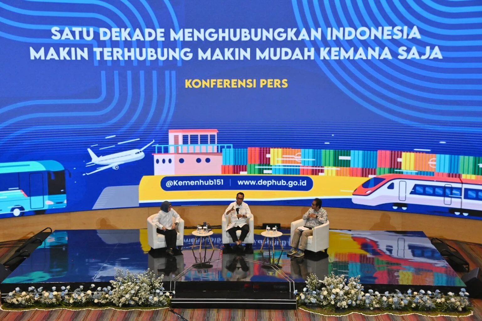 Kemenhub Bahas Rencana Pajak Nol Persen untuk Impor Suku Cadang Pesawat yang Masih Diproses