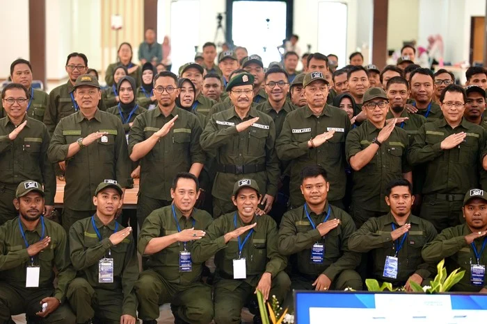Kemensos Gandeng TNI Bentuk Karakter Siswa Sekolah Rakyat dengan Dukungan 1.000 Taruna Akmil