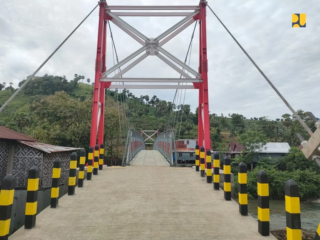 Kementerian PU Bangun Empat Jembatan Gantung untuk Tingkatkan Konektivitas Desa