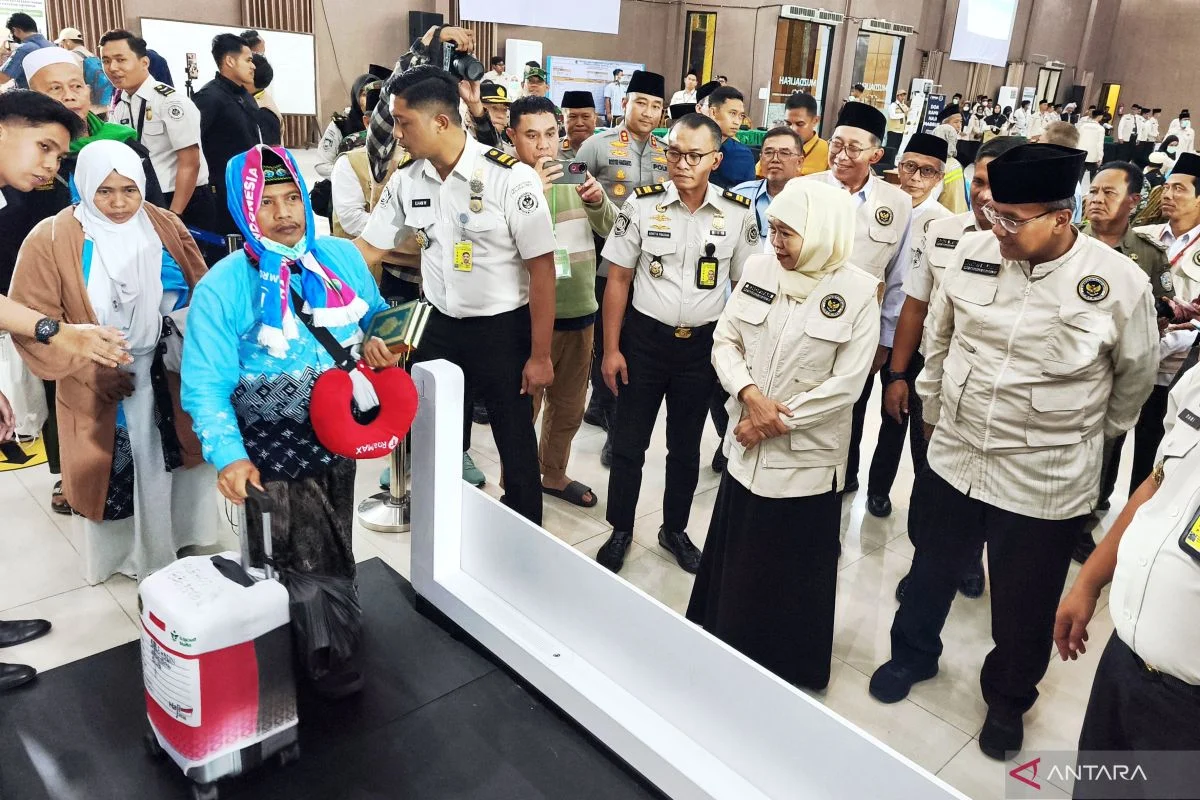 Khofifah: Seamless Corridor Percepat Layanan Debarkasi Jamaah Haji