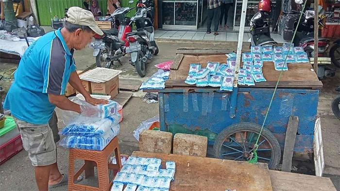 Kisah Efendi, Pedagang Garam Keliling yang Terbantu JKN Saat Lawan Diabetes