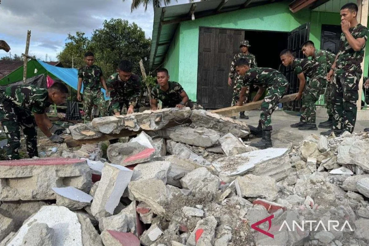 Kodim 1306/Kota Palu Libatkan 250 Personel Bantu Penanggulangan Gempa Sigi
