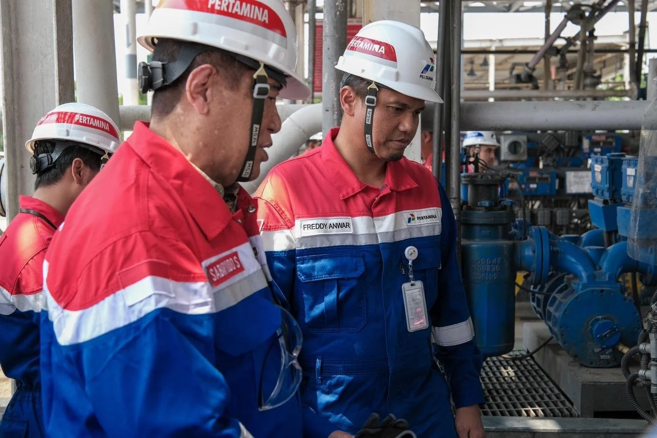 Komisaris Utama Pertamina Tinjau Fasilitas Energi di Jawa Timur, Pastikan Layanan Tetap Lancar
