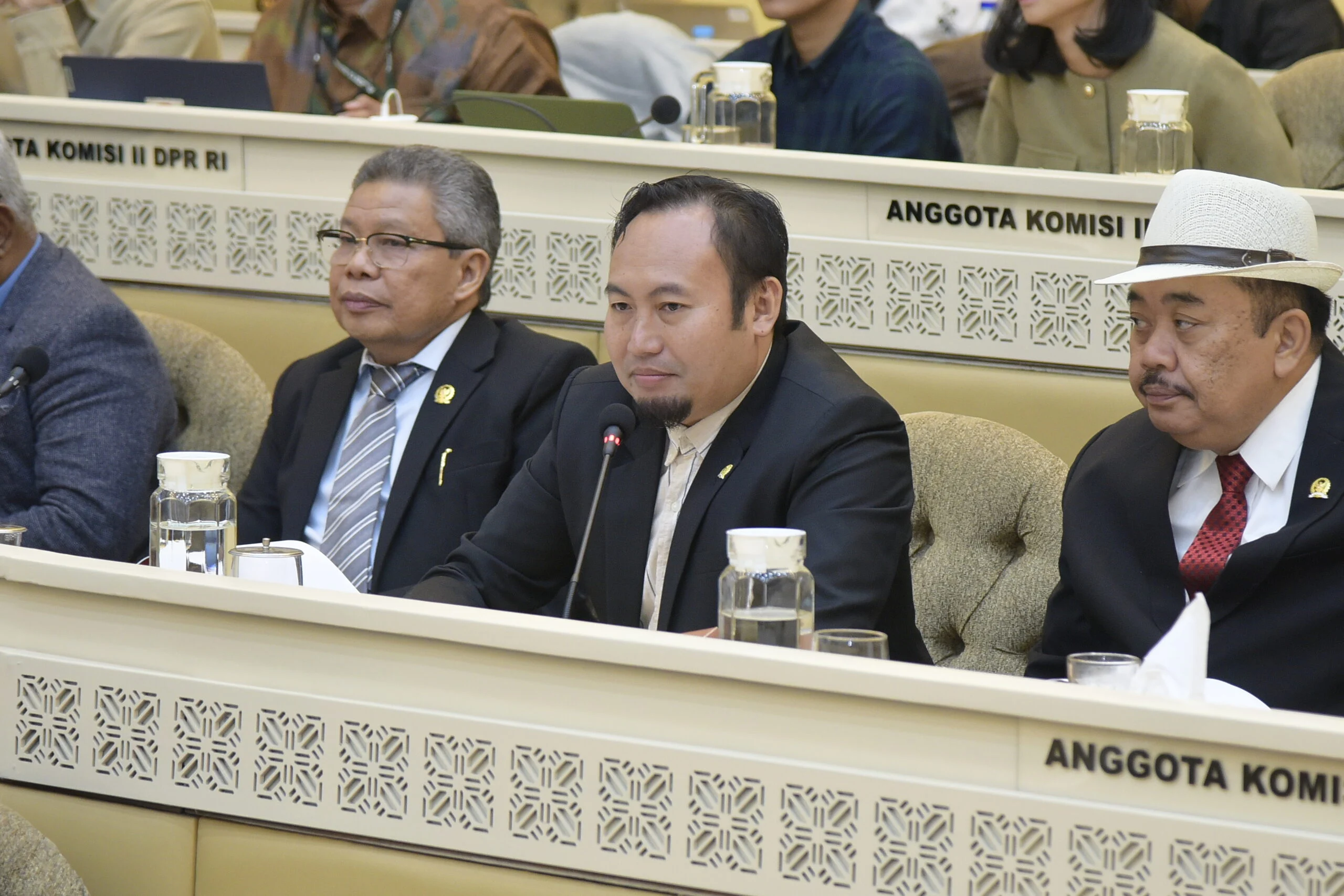 Komisi II DPR Ingatkan Indonesia Tak Cukup Hanya Kuat Fiskal, Harus Jadi Negara Produktif