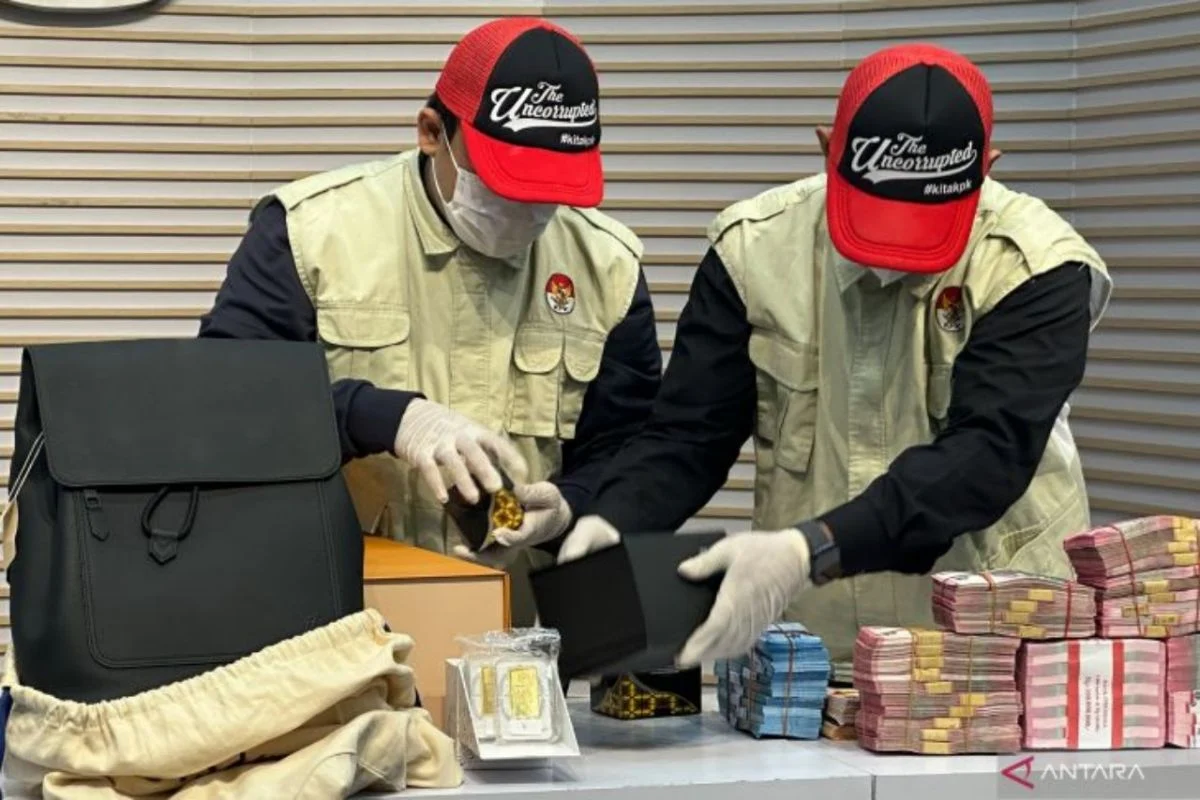 KPK Duga Pendiri IAW Iskandar Sitorus Hambat Penyidikan Korupsi Bea Cukai