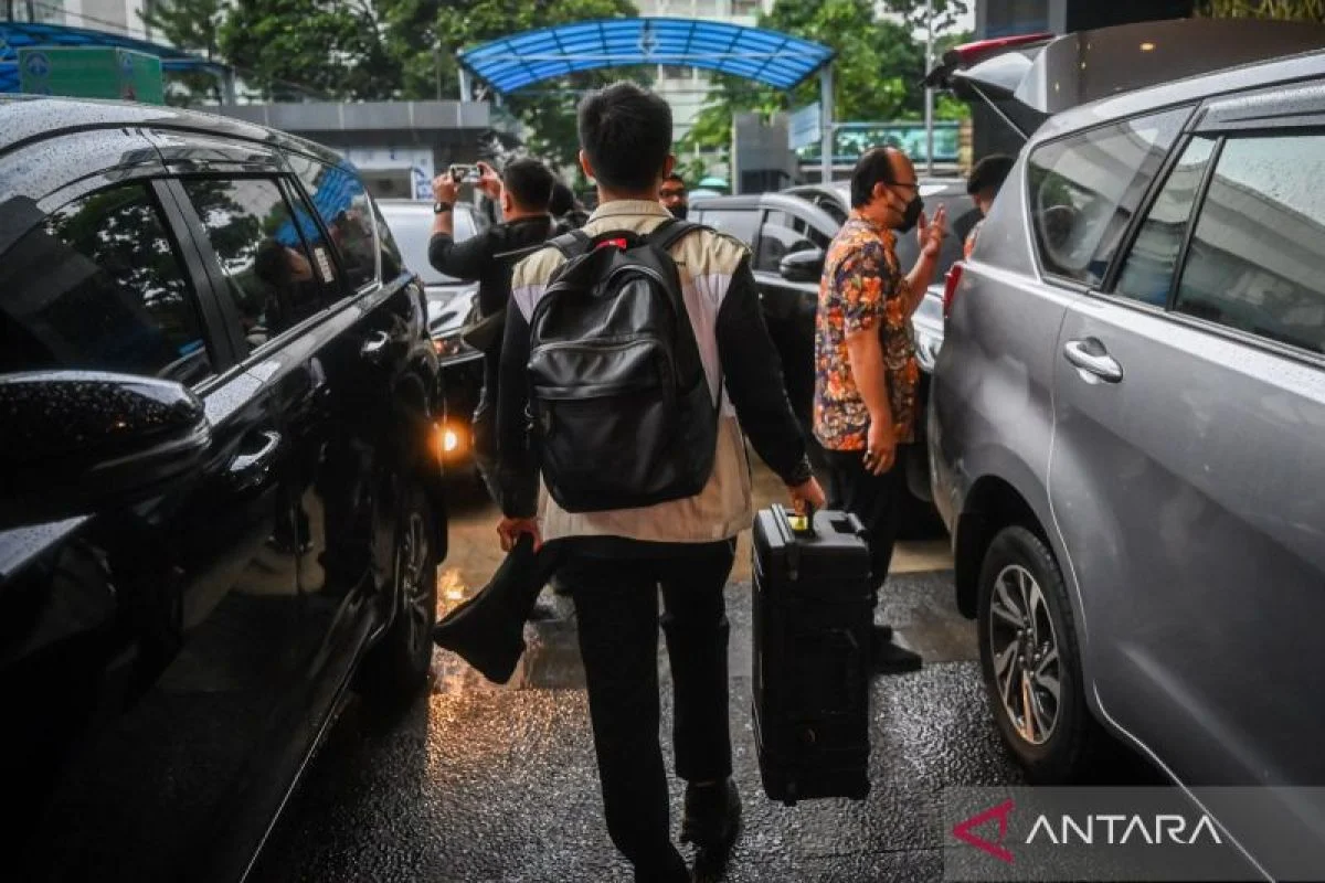 KPK Sita Dokumen Elektronik dari Penggeledahan Kantor Imigrasi Denpasar