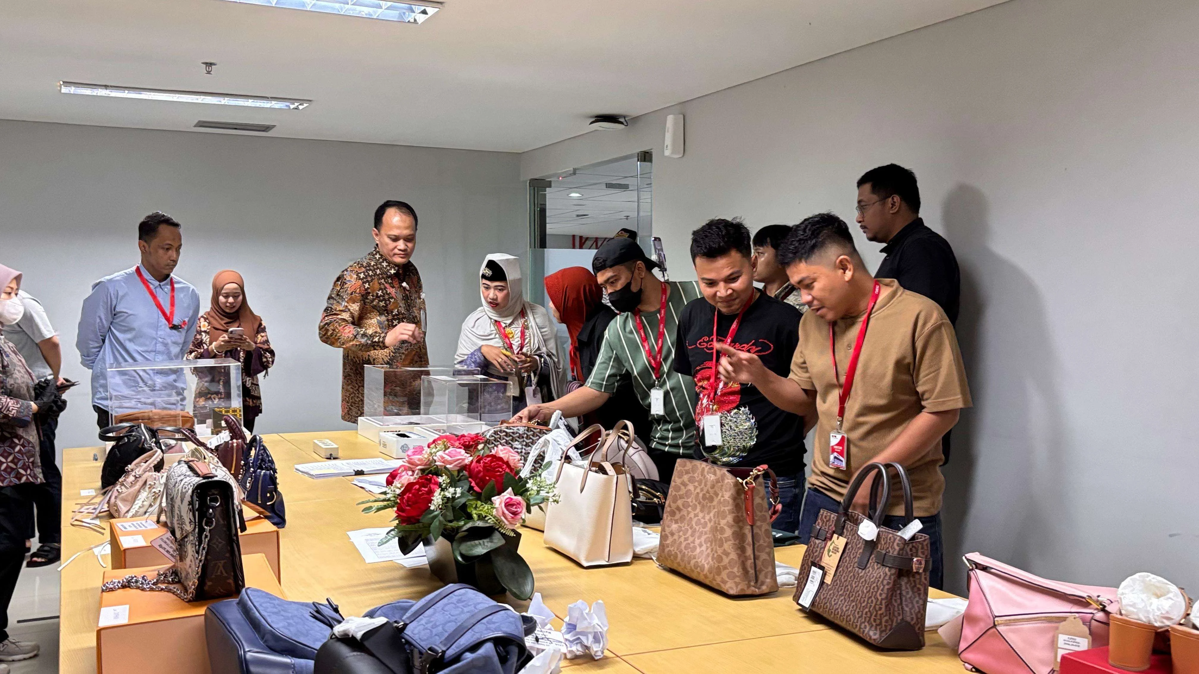 KPK Umumkan Lelang 108 Lot Barang Rampasan Koruptor, Pemenang Ditentukan 18 Juni