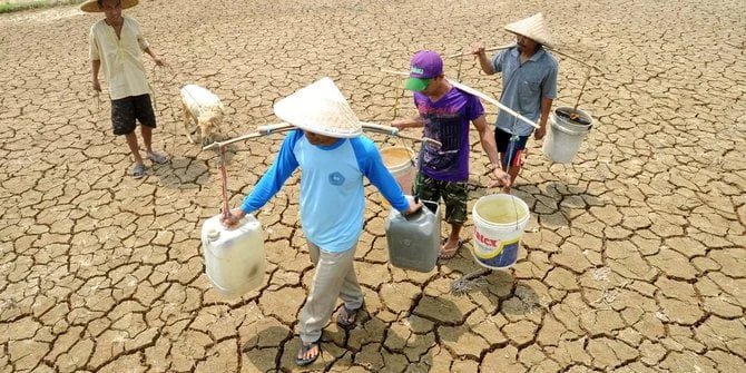 Krisis Air di Lombok Barat: 4.245 Keluarga Terkena Dampak Setelah Sebulan Tanpa Hujan