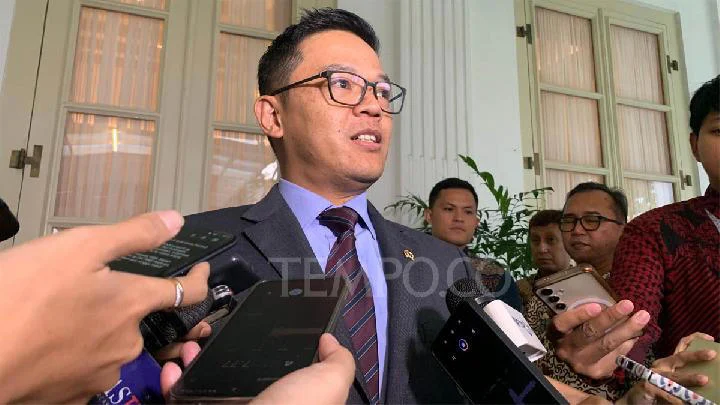 Kunker Luar Negeri Presiden Dikritik, Teddy Singgung Dino Patti Djalal yang Hanya 3 Bulan Jadi Wamenlu