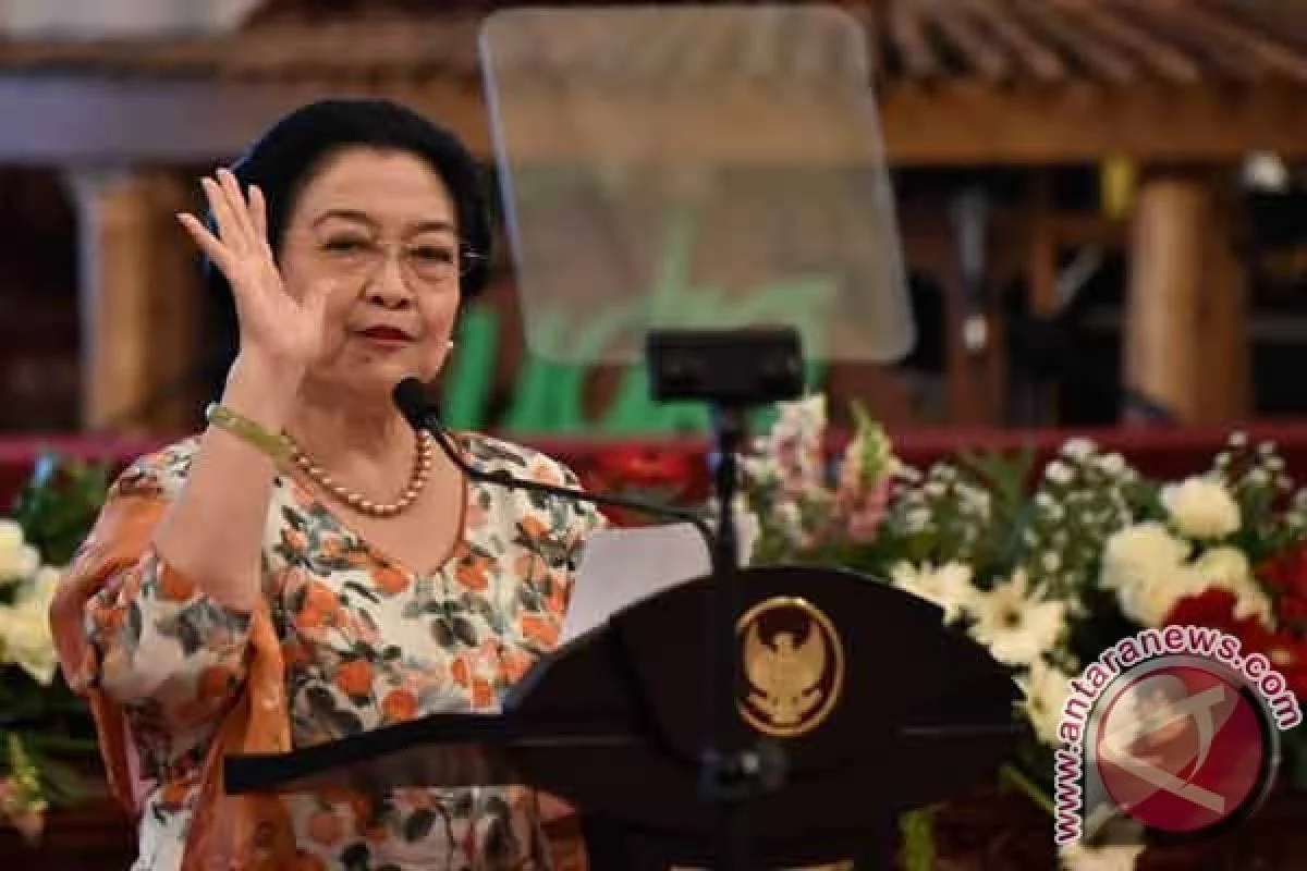 Megawati Resmikan Pameran “Mata Hati Soekarno” dalam Rangka Peringatan 125 Tahun Kemerdekaan
