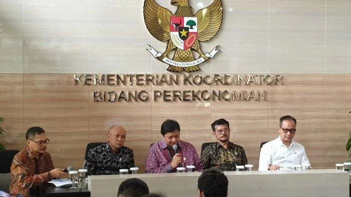 Menko Airlangga Pastikan Bunga KUR Tetap 6 Persen