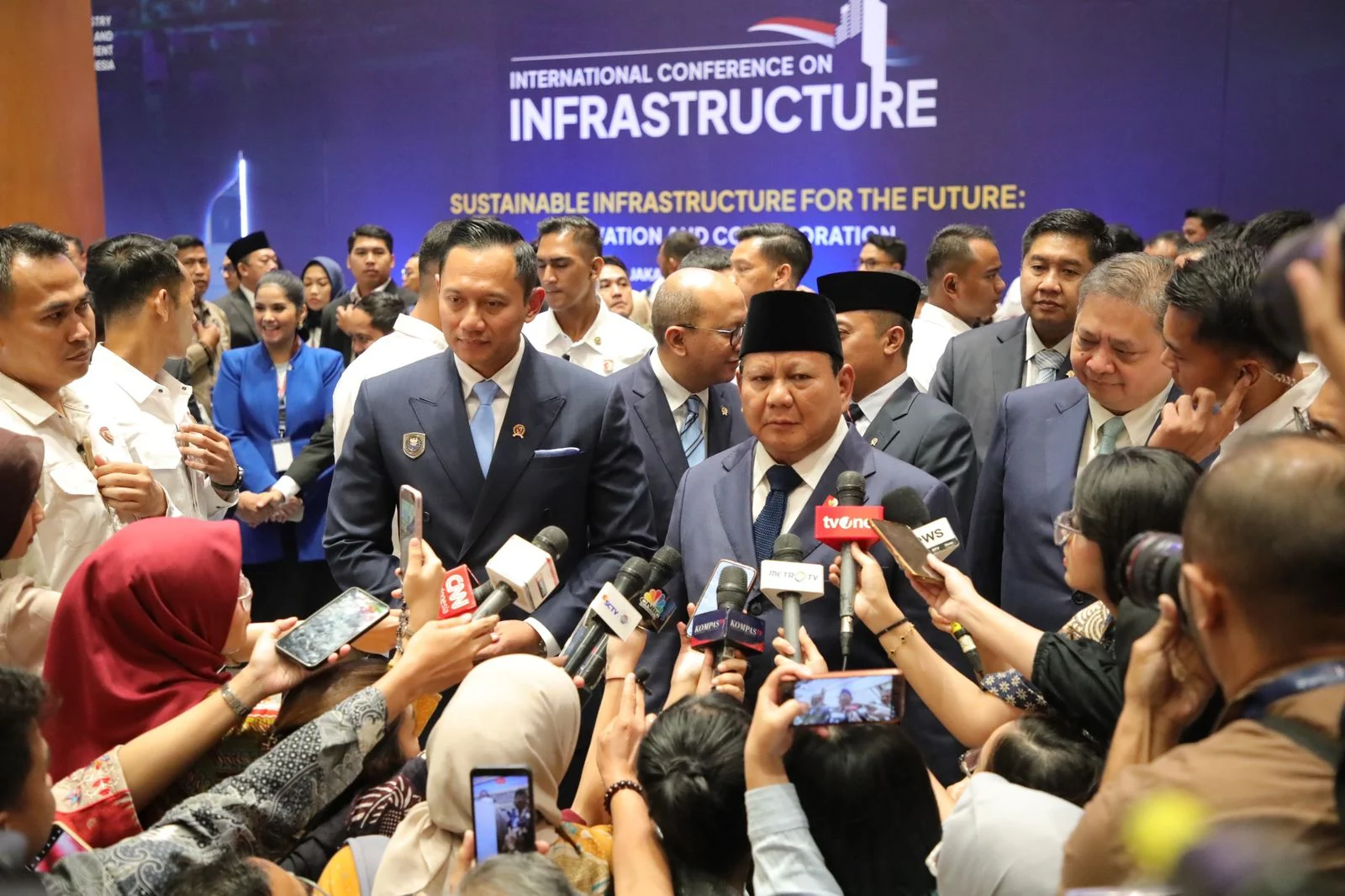 Menko IPK: Pemerintah Siapkan Cetak Biru Proyek Tanggul Laut Pantura