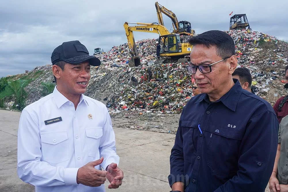 Menteri Lingkungan Hidup Pimpin Deklarasi Bali Capai 100% Pilah Sampah