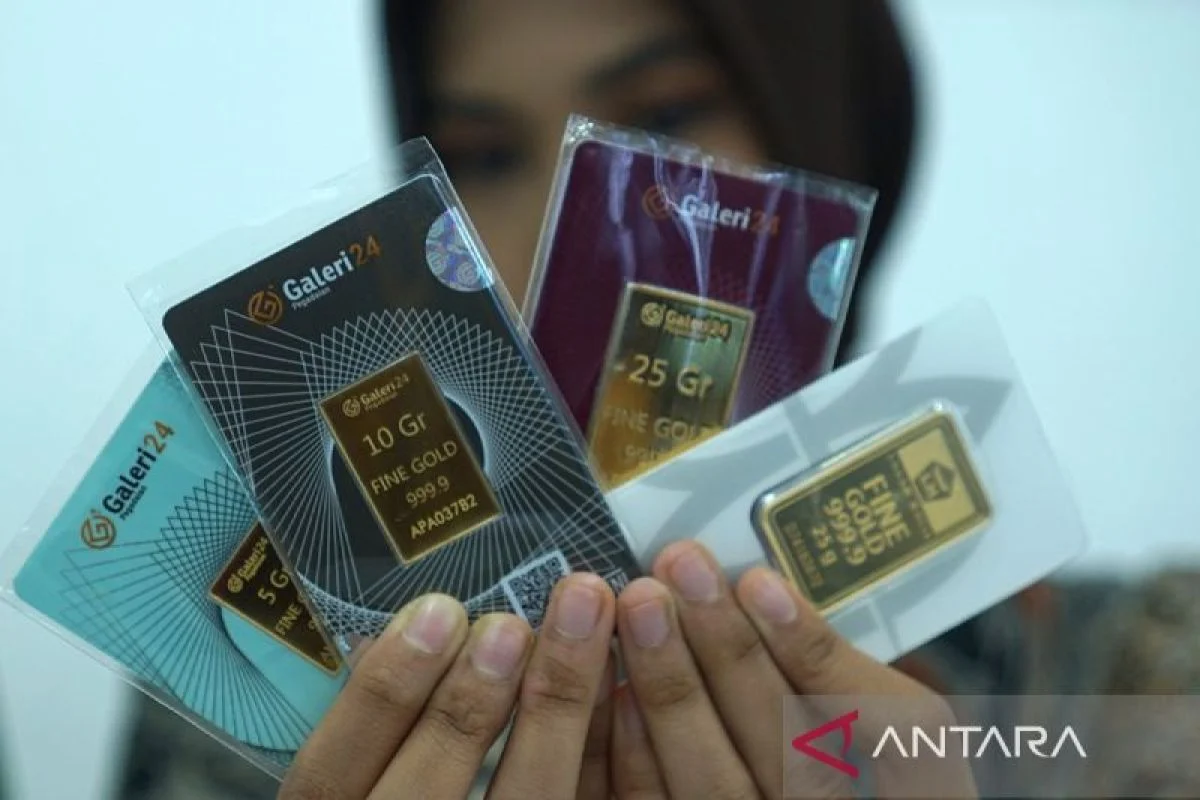 Minggu pagi harga UBS, Galeri24 stabil, Antam naik tipis di Pegadaian