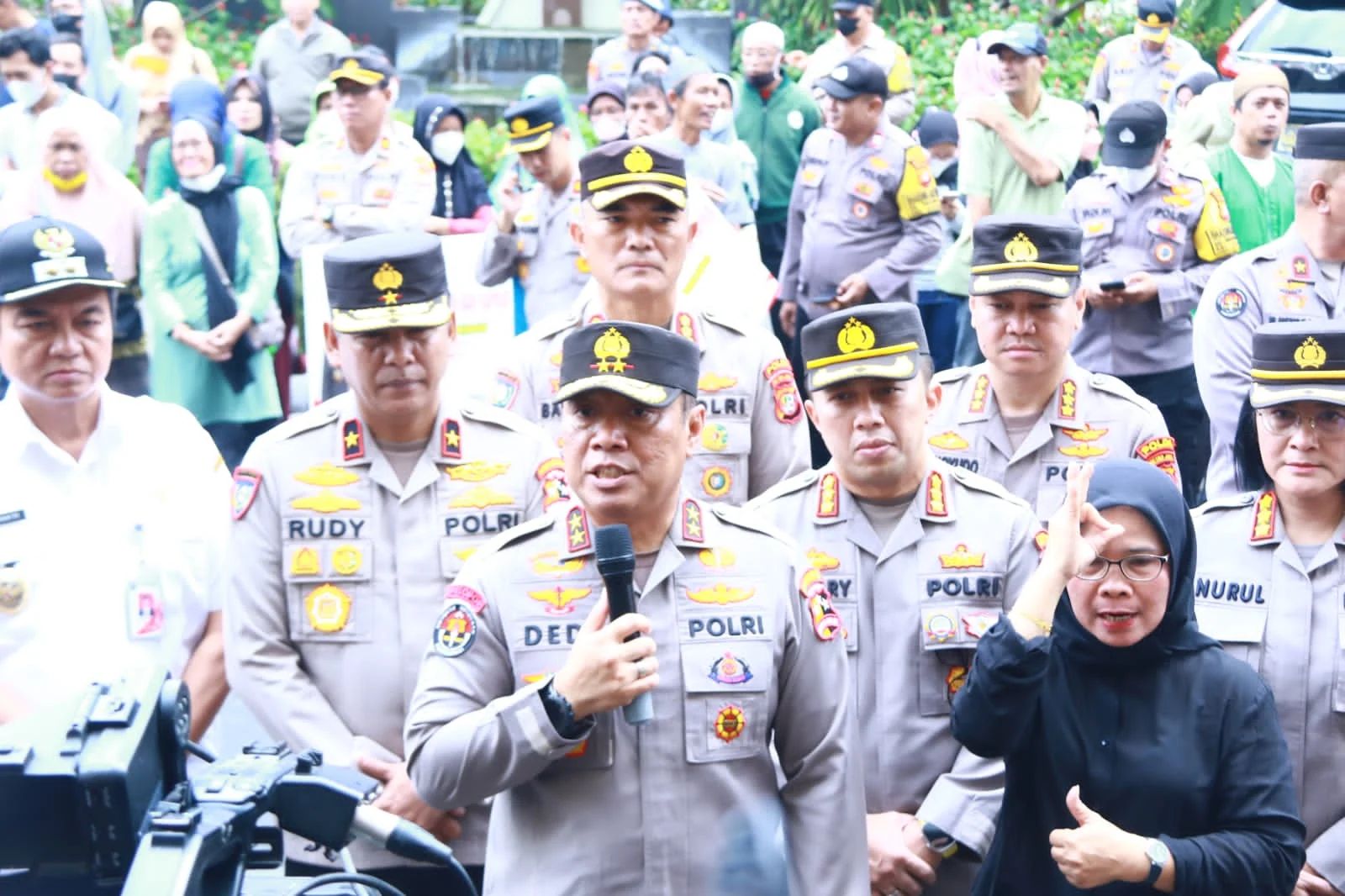 Mutasi Polri: 1.121 Personel Dipindah, Termasuk Kapolda Aceh dan Papua Barat Daya