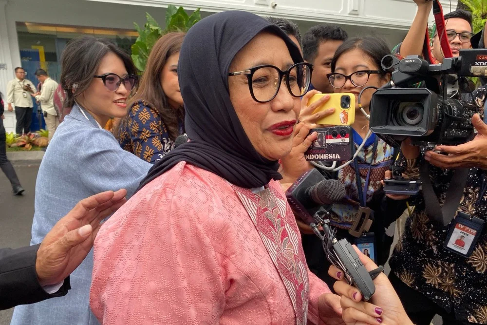 Nanik S. Deyang Dilantik Sebagai Kepala Badan Gizi Nasional, Menkomdigi Meutya Yakin Prabowo Akan Pertimbangkan Pengalaman dan Rekam Jejak