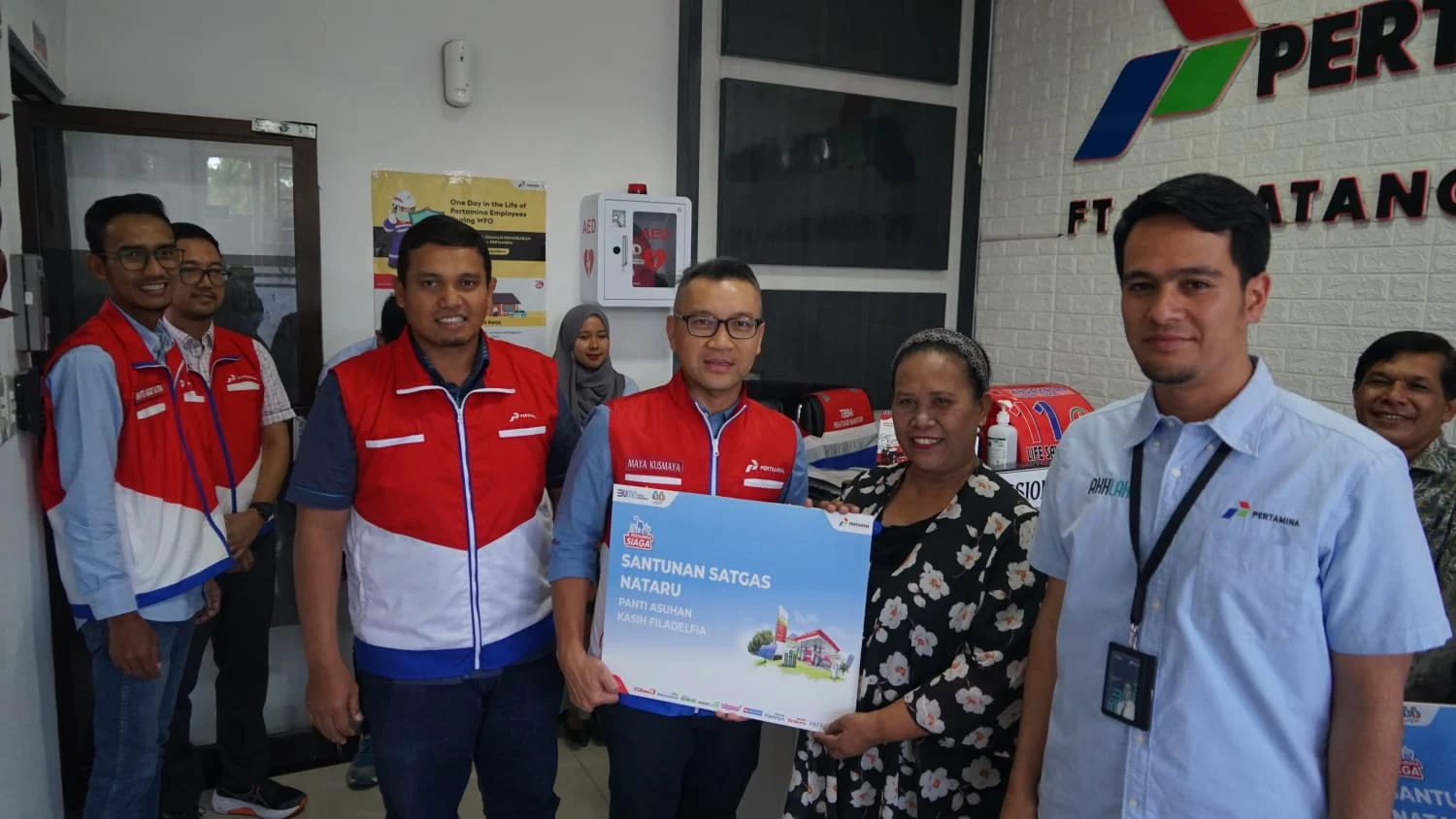 Pertagas Salurkan Santunan Sosial dalam Program Pertamina Berkah di Berbagai Daerah