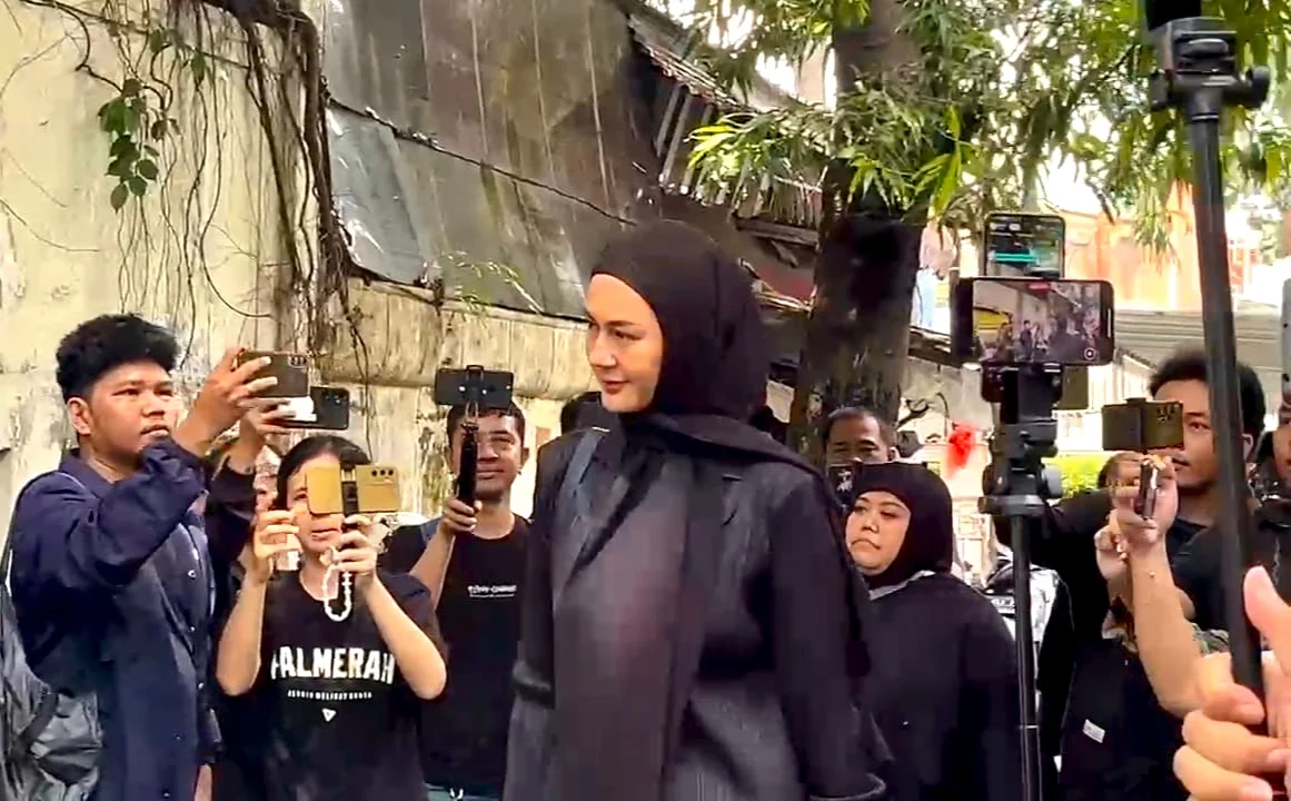 Polda Metro Jaya Periksa Praz Teguh dan Paula Verhoeven Terkait Kasus Penggelapan Dana Jamaah Hanania Travel
