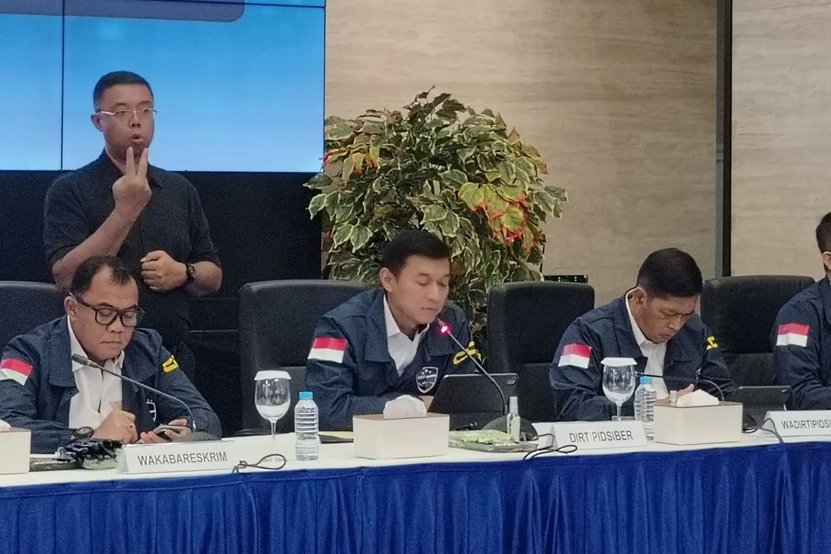 Polri Tangkap Buronan Kasus Penipuan Online Terkemuka Asal China
