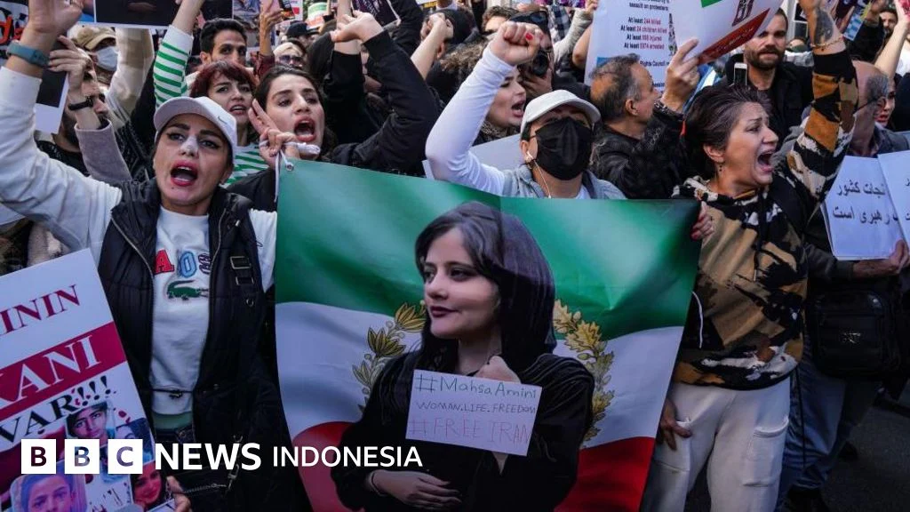 Presenter TV Kuwait Dihukum Tiga Tahun Karena Dukung Iran
