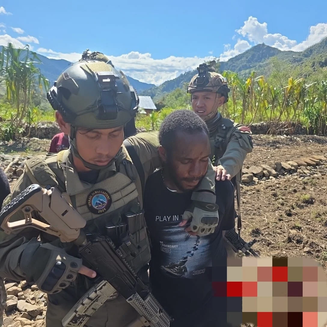 Satgas Damai Cartenz Tangkap Perantara Penyalur Senjata Jaringan KKB di Papua Pegunungan